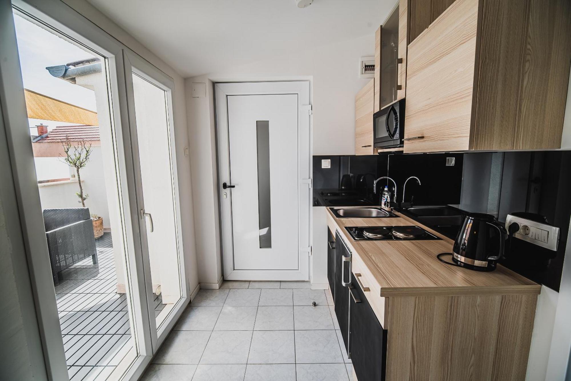 Downtown Park Apartments With Balcony Vodice Room photo